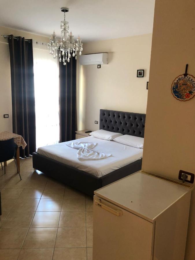 Vila Vera Durrës 외부 사진